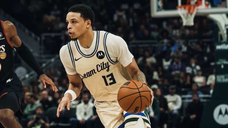 Highlights: Ryan Rollins Scores 32 Points and 14 Assists vs. 76ers 11.20.25