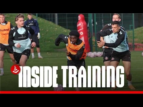 Lads Prepare For Everton Inside Training