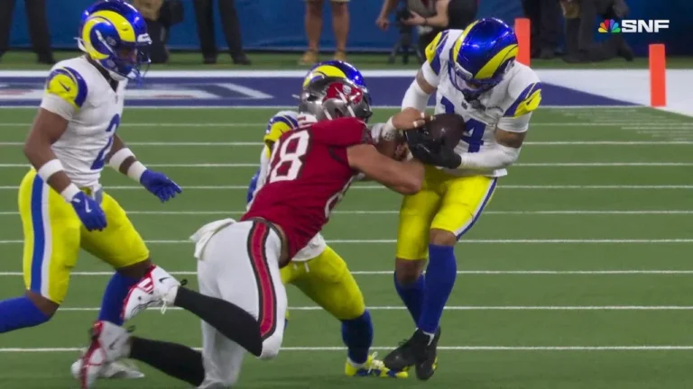 Durant rips the ball from Otton and scores on INSANE defensive play