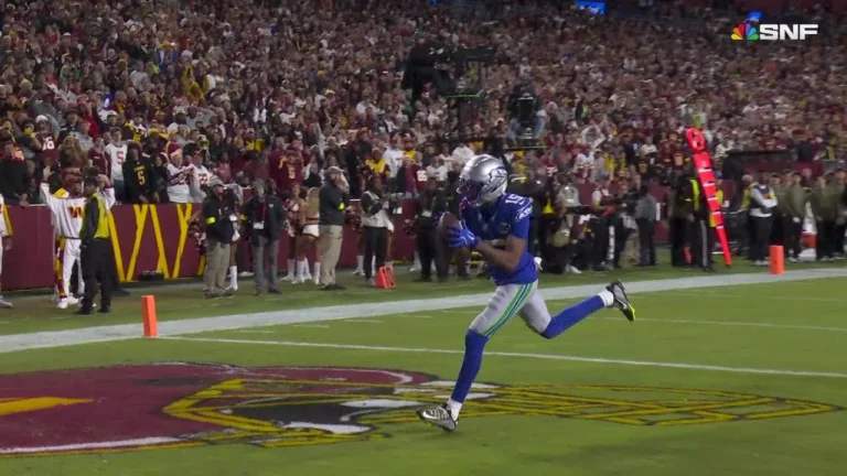 Horton again! Darnold lets it fly on 25-yard TD