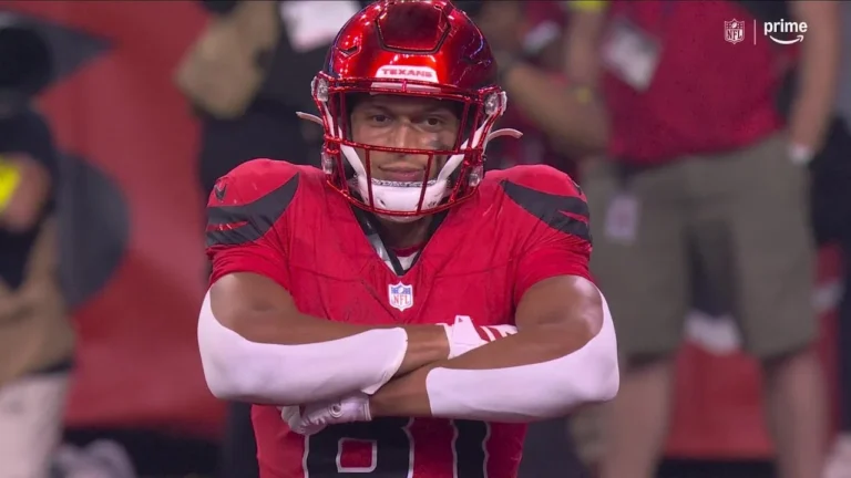 Mills dials up rookie Higgins on TD before halftime