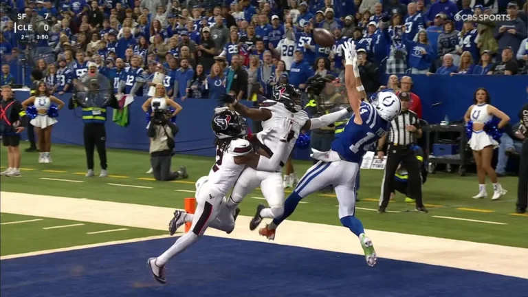 Alec Pierce goes over 2 defenders for the touchdown catch