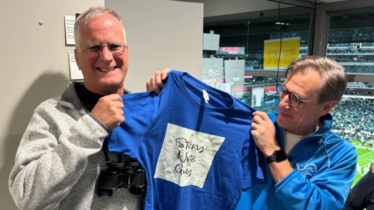 Meet Sticky Note Guy An unsung hero of the Lions radio broadcast