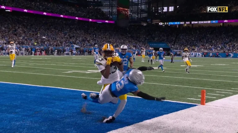 Dontayvion Wicks CRAZY endzone catch for the touchdown