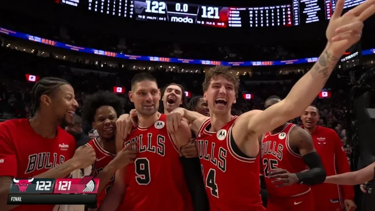 Nikola Vučević BUZZER-BEATING Three! TissotBuzzerBeater