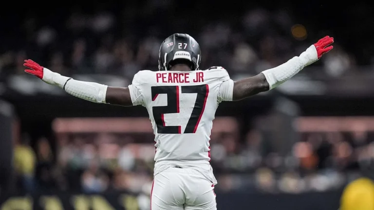 Every Atlanta Falcons sack up until Week 12 Highlights