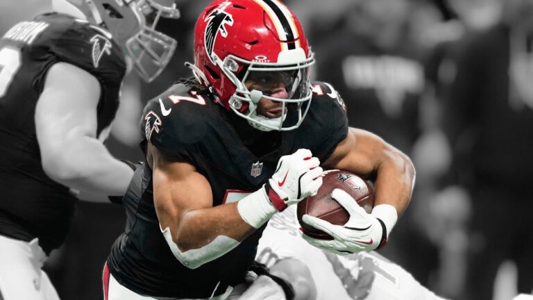Bijan Robinson’s best plays from 229-yard, 2-TD game Week 17
