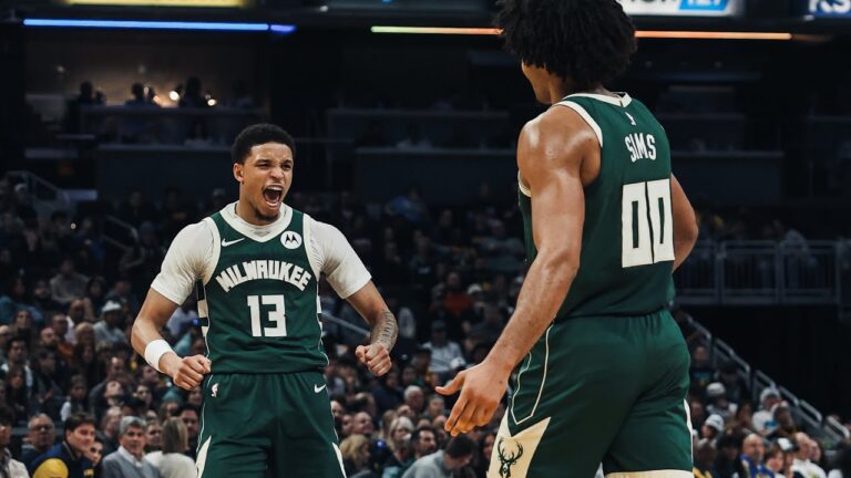 Highlights: Bucks 111 – Pacers 94 12.23.25