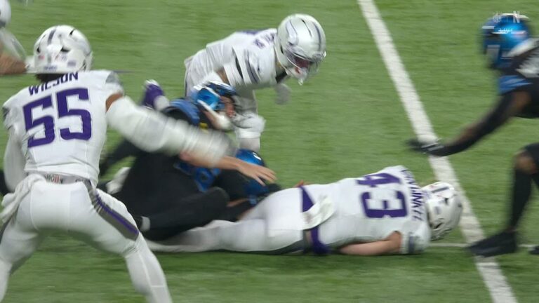 Vikings fumble recover leads to an Aaron Jones touchdown