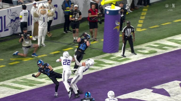 Jared Goff throws a strike to TeSlaa for the touchdown