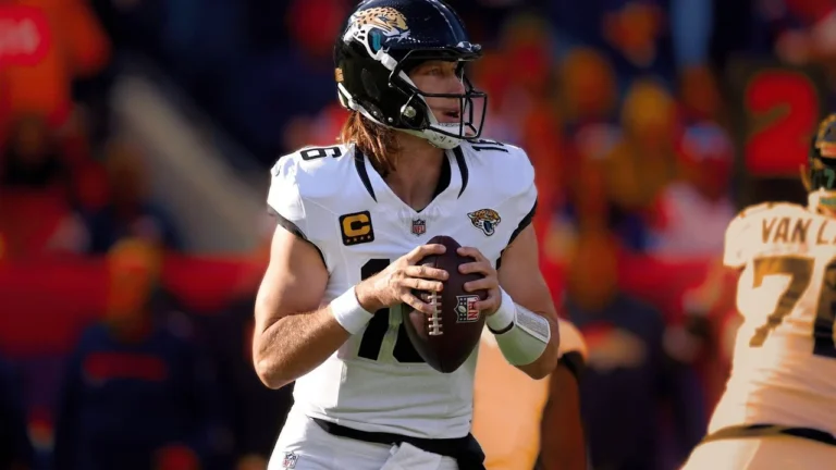 Trevor Lawrence’s best plays from 4-TD game vs. Broncos