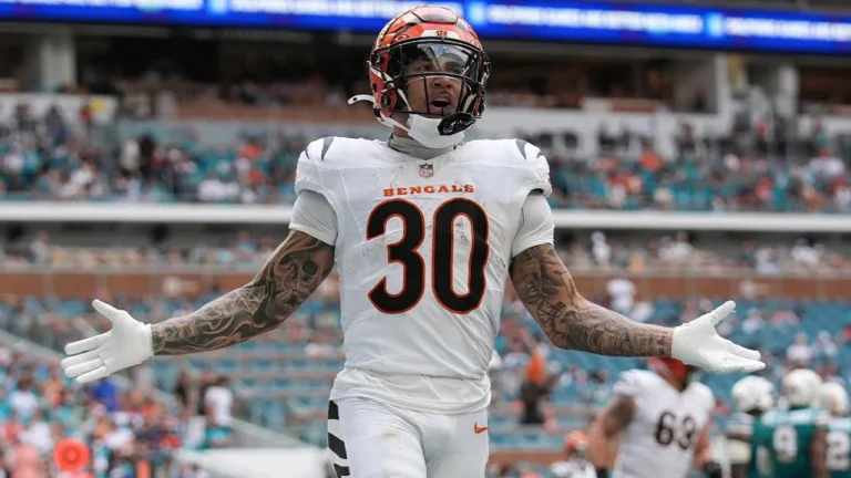 Chase Brown’s best plays from 3-TD game vs. Dolphins Week 16