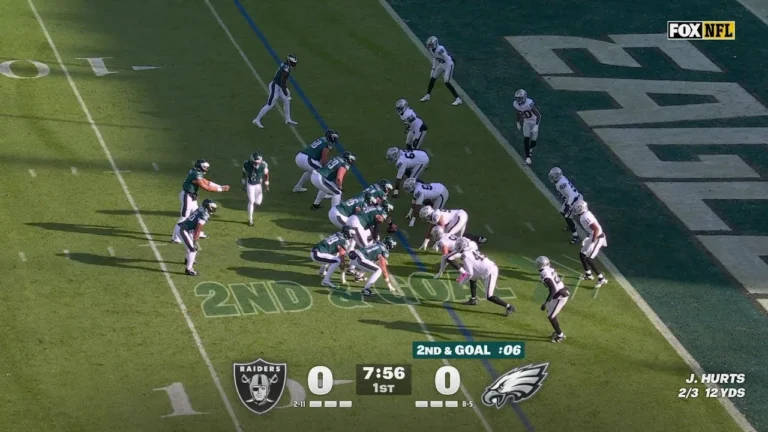 Geodert takes the shovel pass into the endzone