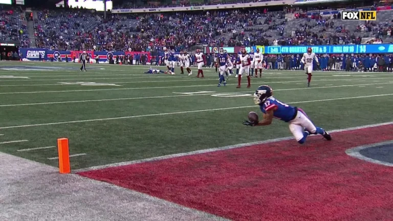 Dart floats it up for a Robinson TD