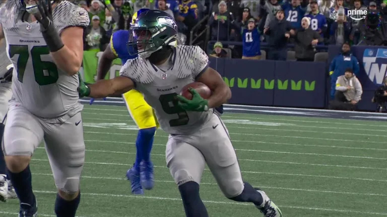 Hawks’ RBs do damage on TD drive