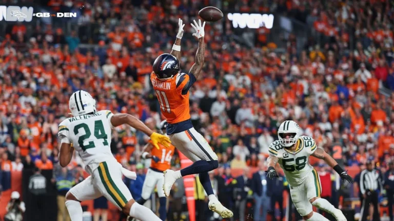 They come up in every moment they need to: WR Troy Franklin on defense’s key plays vs. Packers