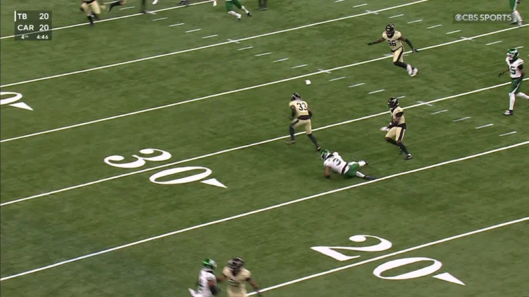 Sanker jumps Cooks’ pass for a Saints’ INT
