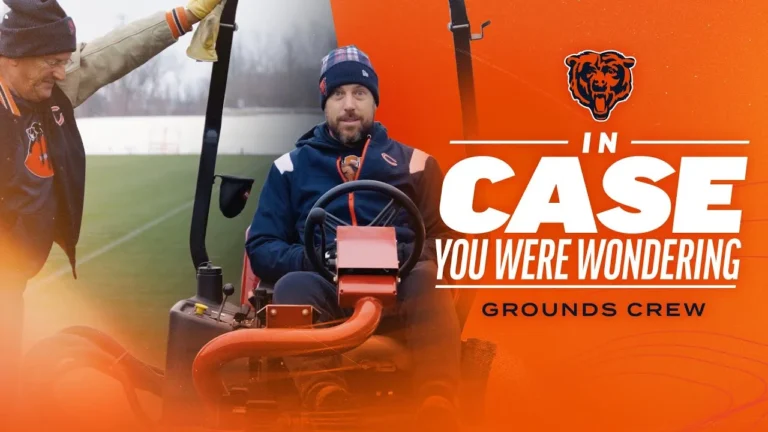 In Case You Were Wondering The Grounds Crew Chicago Bears