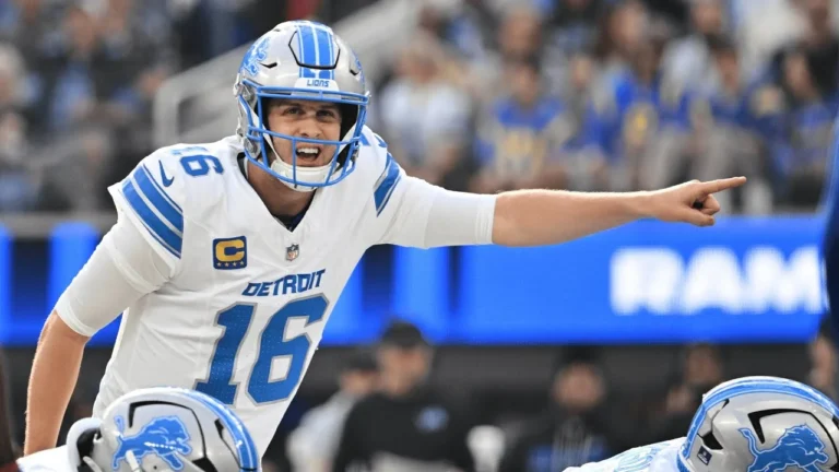 Jared Goff’s best throws from 3-TD game vs. Rams Week 15