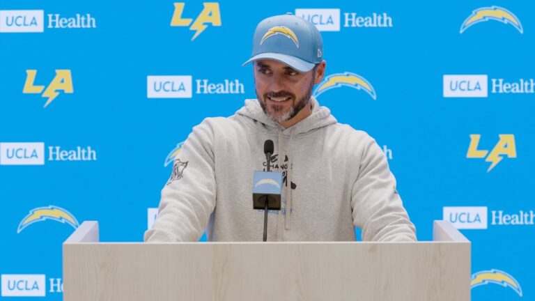 Jesse Minter On Drake Maye & Wild Card LA Chargers