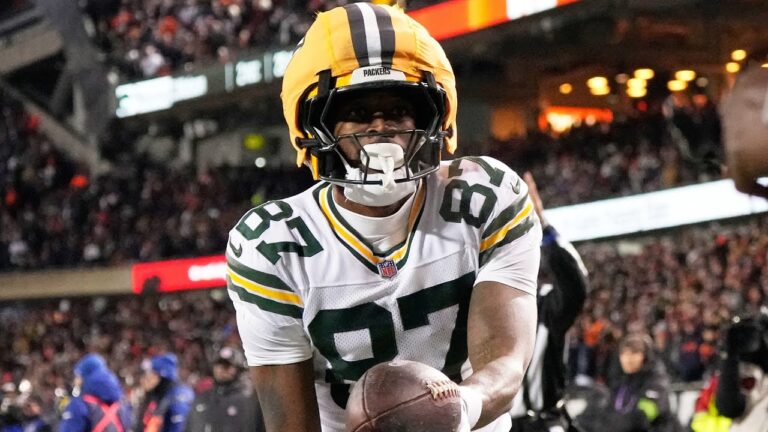 Every catch from Romeo Doubs’ 124-yard game vs. Bears Wild Card Weekend