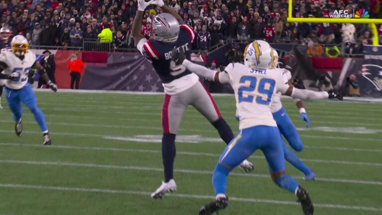 Boutte plucks Maye’s toss for a 42-yard pickup!