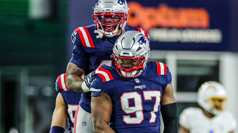 HIGHLIGHTS: Patriots’ Top Plays From 16-3 Wild Card Win vs. Chargers Patriots Wild Card Playoffs