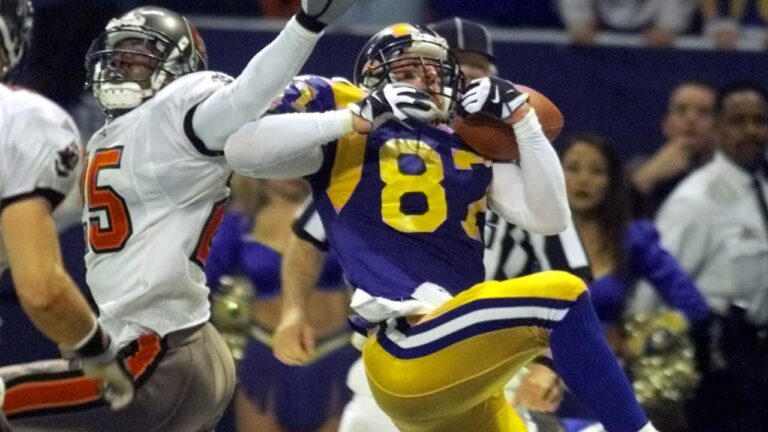 The UNBELIEVABLE Touchdown That Sent The Rams To Super Bowl XXXIV
