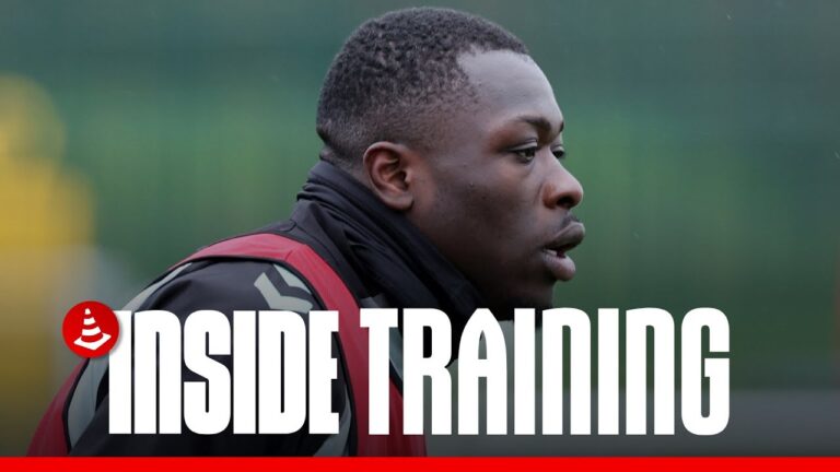 Gym, Burnley Prep And Josh Kelly Checks In Inside Training