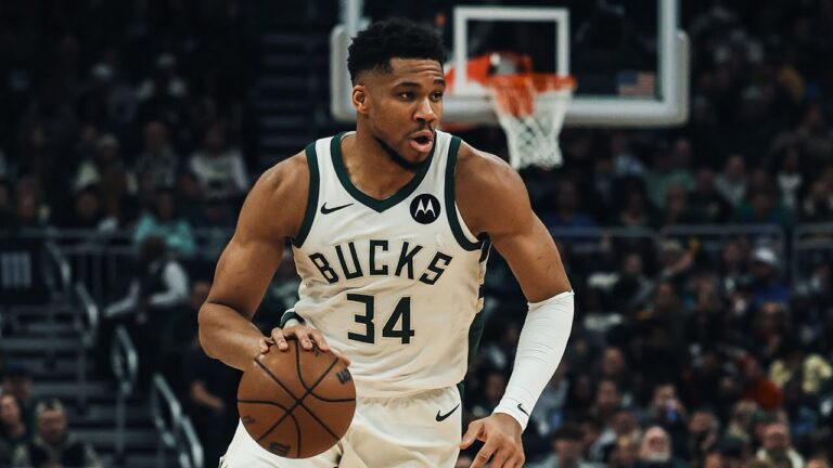 Highlights: Giannis Antetokounmpo Scores 33 Points vs. Wizards 12.31.25