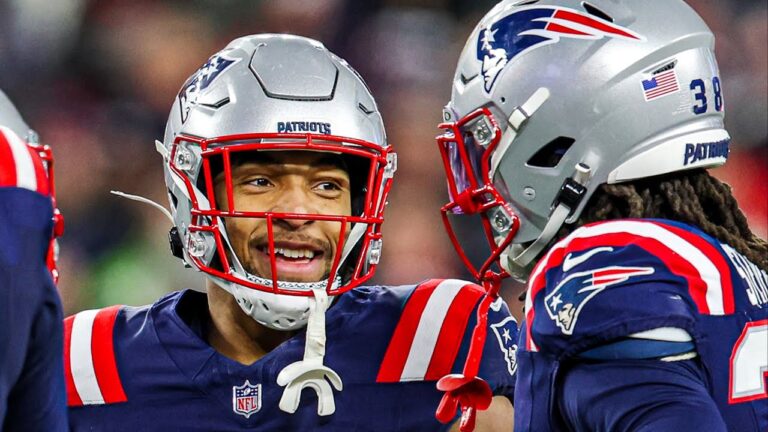 GAME HIGHLIGHTS: Rhamondre Stevenson & TreVeyon Henderson Combine for 5 TDs vs. Dolphins Patriots