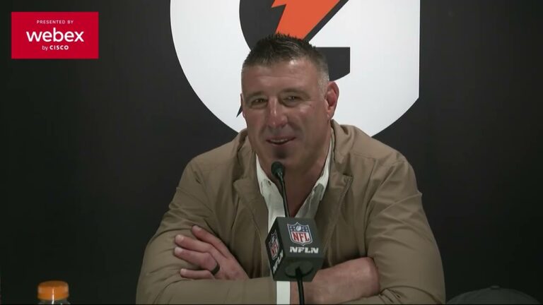 Mike Vrabel: I Take Great Pride in Coaching These Guys. Patriots Press Conference