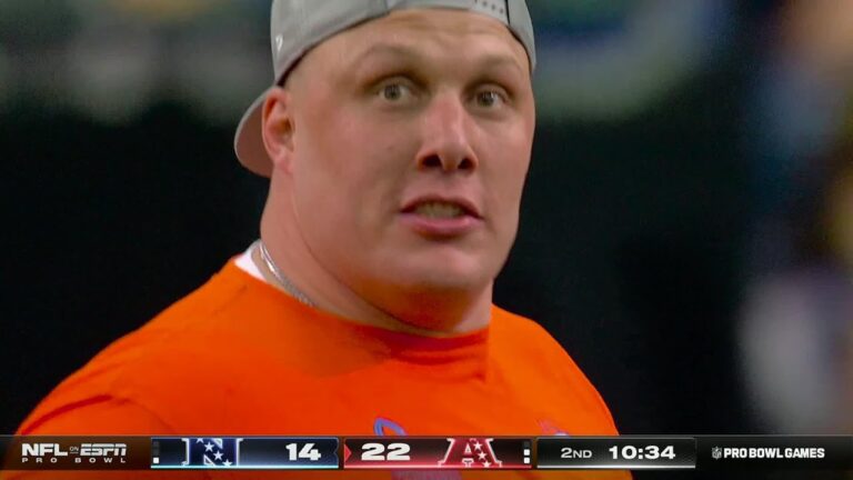 Sanders pinpoints Bolles for an AFC score!
