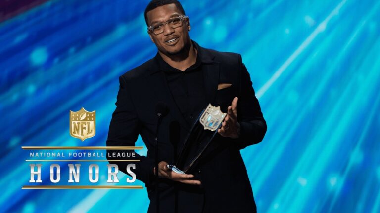 Caleb Williams to DJ Moore TD Wins Moment of the Year 2025 NFL Honors