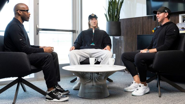 Trevor Lawrence & Liam Coen Reflect on 2025 Season, Jaguars’ Trajectory