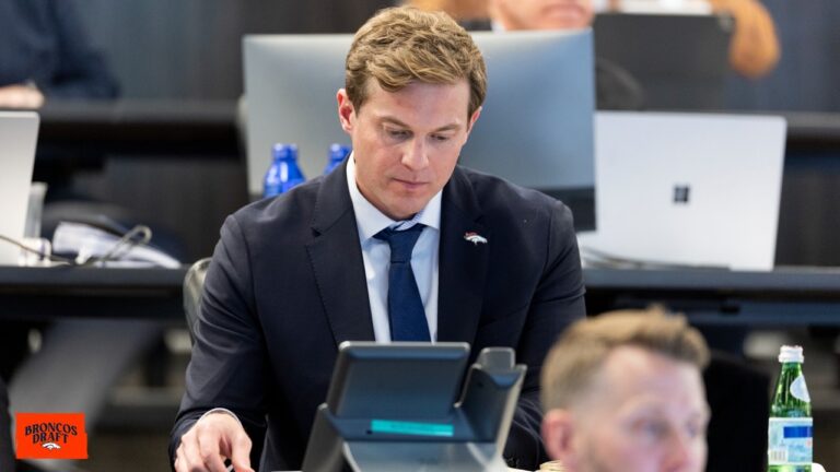‘He’s a heavy-handed run defender’: Assistant GM Reed Burckhardt details DT Tyler Onyedim’s game