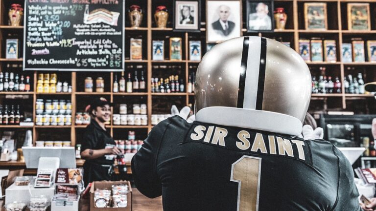 Saints Celebrate Italy with New Orleans Food Tour