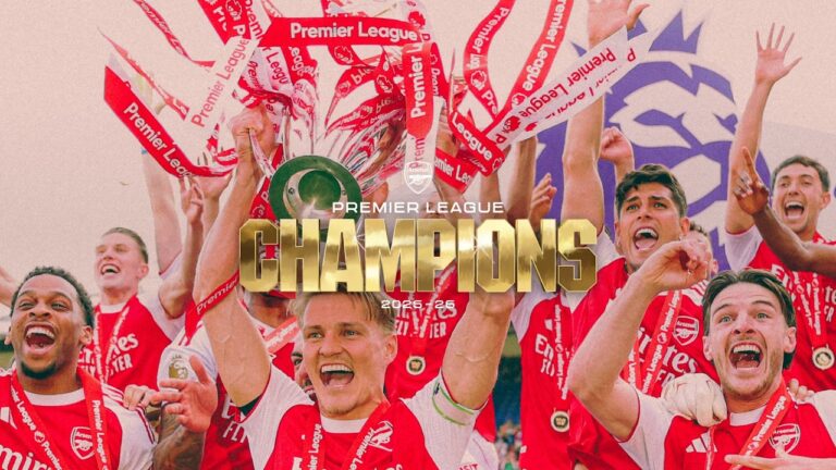 WATCH US LIFT THE PREMIER LEAGUE TROPHY Arsenal 2 – 1 Crystal Palace Post-match