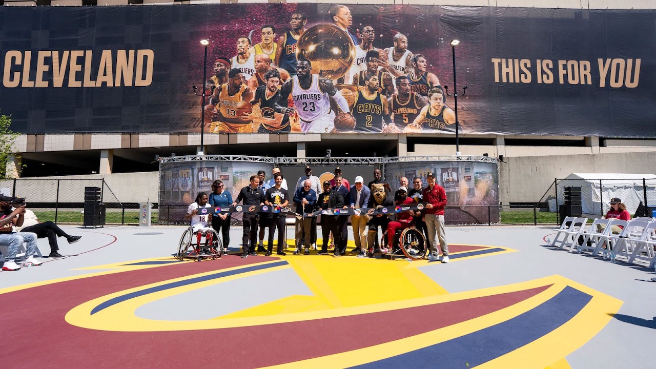 Cavs Celebrate Opening of 2016 Championship Commemorative Basketball Court at Meet Me Here Plaza