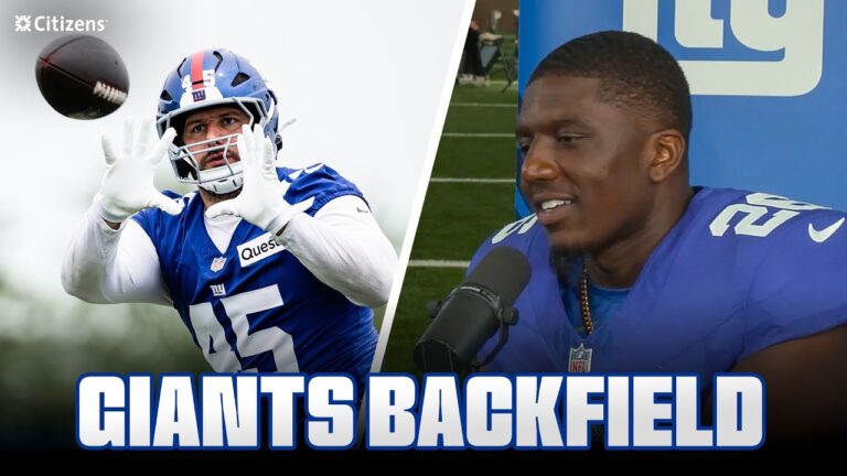 Giants Backfield: Pat Ricard & Devin Singletary Giants Huddle New York Giants