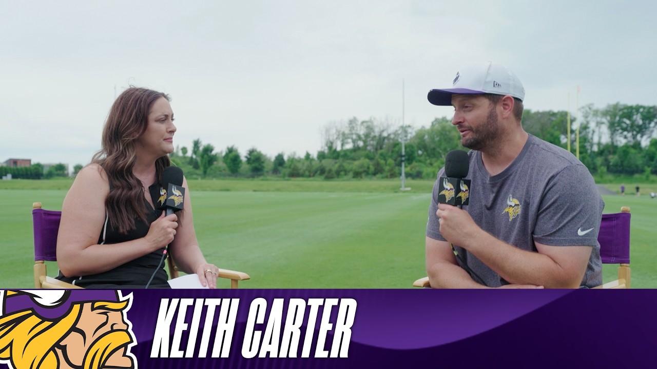 Keith Carter on Learning the Offensive Line, Building Team Chemistry & Vikings Veterans