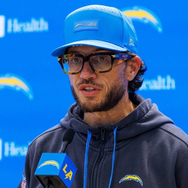 Mike McDaniel’s Minicamp Mindset LA Chargers
