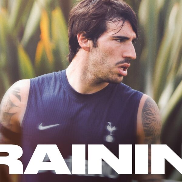 Behind the scenes at Spurs pre-season training! Sandro Tonali’s first session!