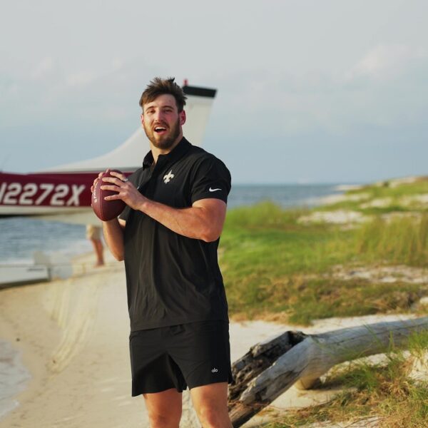 Danny Stutsman takes plane tour Trips Around the Gulf