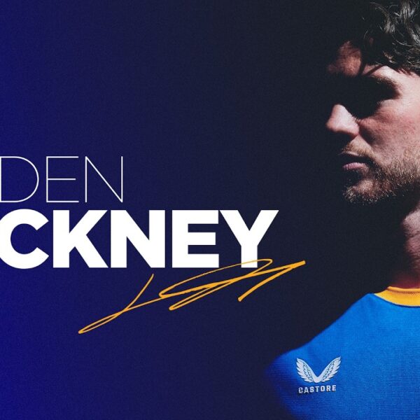Hayden Hackney signs for Everton!